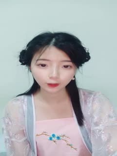 双马尾颜值美少女！近期下海大尺度！死库水白丝袜，贫乳无毛嫩穴，自摸手指扣入，拿出按摩器震穴
